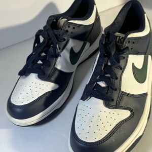 Mikey dunk low obsidian size 5 youth